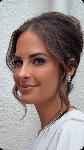 Save for bridesmaid hair inspo!! I often get asked by lovely brides to be