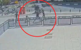 Jun 06, 2021 · כתב חדשות 12, לירן שבתאי, ובת הזוג שלו, גיל כספין, נישאו בסוף השבוע האחרון בחתונה עמוסת אנשי חדשות בבית השמחות בתל אביב Ixf5iwzejh2bdm