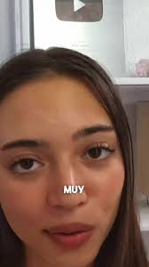 El suelo de mi casa es horrible 🥲 *Del #roomtour del año pasado* Tenéis  que ver el vídeo nuevo en #youtube (P.D.: Ya cambié el suelo 😂)  🎬#adasweet #estudiodegrabación #tour #fyp #tiktok