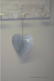Dans Mon Jardin Secret Il Y A Heart Decorations Heart Ornament Hanging Hearts