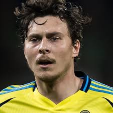 Victor Nilsson Lindelöf missar Sveriges första VM-kvalmatcher