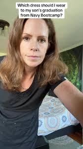 Mom Outfits for Navy Graduation Ceremony