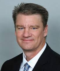 Alyn Thomsen, Individual