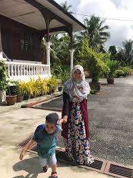 Aku ni dulu ada masalah hypothyriod, jadi doktor yang selalu check aku ni pernah kata yang aku ni 90% tak boleh nak mengandung. Pengalaman Mengandung Anak Kedua Berbeza Dengan Anak Pertama Khalisahazrina Com