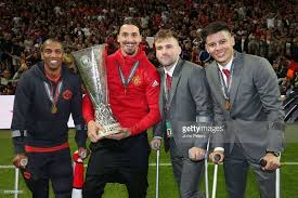 Arsenal players taking knee as slavia stands. Ajax V Manchester United Uefa Europa League Final Photos And Premium High Res Pictures Manchester United Players Premier League Manchester United