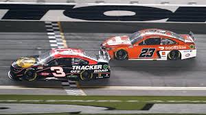 We took a look at who the experts are betting will take home the prizes during hollywood's biggest night. Ty Dillon Suffers Heartbreak At Duels Misses Daytona 500