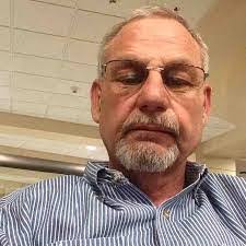 Richard Hilburn's Instagram, Twitter & Facebook