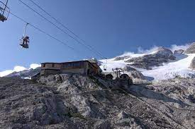Il tragitto verso la stazione a monte è già. Marmolada Addio Alla Cestovia Trento Trentino