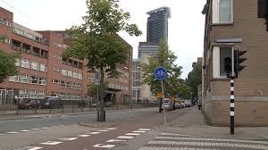 Hij moest met een ambulance naar het ziekenhuis worden vervo. Doelwitten Schietpartij Rijswijkseweg Den Haag Vier Keer Niet Geraakt Omroep West