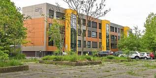 Schillerstrasse Streit Um Parkplatz In Nord Umbau Fur 50 000 Euro Mz De