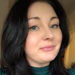 Leanne Farrington's Instagram, Twitter & Facebook