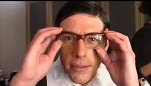 Mario Duarte se disfraza de Nicolás Mora en Betty la fea