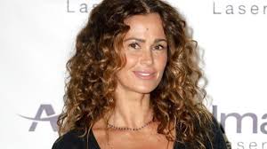 'signora, lei ha un tumore, si deve operare urgentemente'», comincia così la confessione choc di samantha de grenet pubblicata sul magazine chi. Samantha De Grenet Malattia Tumore Al Seno Malattia Samantha De Bfn It