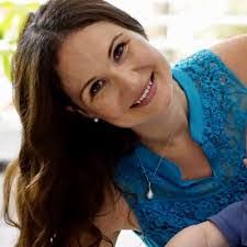 Kristie Mackey's Instagram, Twitter & Facebook