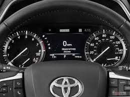 Read expert reviews on the 2021 toyota highlander from the sources you trust. 2021 Toyota Highlander Pictures Instrument Cluster U S News World Report