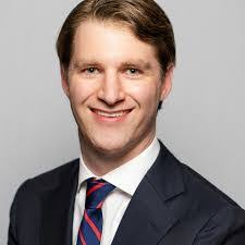 Michael Bain's Instagram, Twitter & Facebook