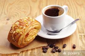 Cojín decorativo El café y el bollo con queso - PIXERS.ES