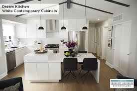 Property Brothers Buying Selling Showcased This Contemporary Look Of Wixom Diamond Lam High Gloss Kitchen Gloss Kitchen Cabinets High Gloss Kitchen Cabinets