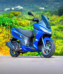 Sxr 160 Maxi Scooter Scooter Moped Motorcycle