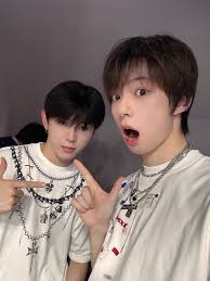 Stardust Trainee Pics