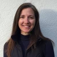 Wendy Bragg's Instagram, Twitter & Facebook