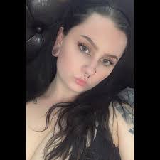 Ruby Greene's Instagram, Twitter & Facebook