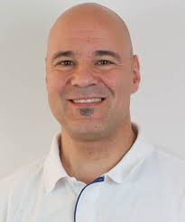 Roberto Llano's Instagram, Twitter & Facebook