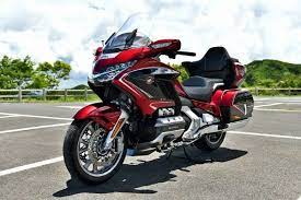 そうだバイク 乗ろう 新型ゴールドウイングで夢実現 大型自動二輪免許も取りやすい今なら 日経トレンディネット バイク ウイング 新型