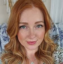 Joyce Penn's Instagram, Twitter & Facebook