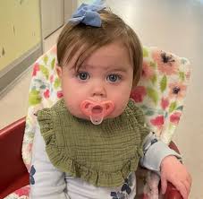 Living Kidney Donation for 18-month-old Girl with Nephrotic Syndrome