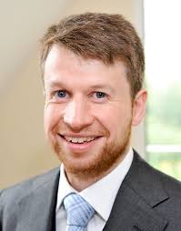 Microeconomics and Behaviour: Amazon.co.uk: Frank, Robert, Cartwright,  Edward: 9780077174088: Books