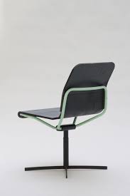 Office Chair Extruded Aluminium Cast Aluminium Rubber Polyamide Textile Or Leather Healthy Sitting Requires Office Chair Design Chair Modern Office Chair