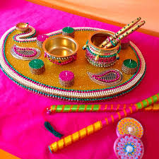 Hand Made Large Paisley Shaped Mehndi Plate Tray Thaal In The Wonderfully Bright Colours Of Green And Pink The Diy Wedding Gifts Bridal Bands Mehndi Ceremony