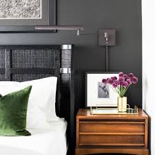 When combined with palette colors, a room looks modern and elegant. Find Out How To Style The Black And White Bedroom Look