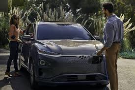 Sekaligus dua mobil listrik hyundai: Hyundai Catat Penjualan Mobil Listrik Hingga 475 Unit Di Indonesia