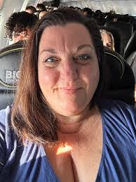 Amanda Brewton's Instagram, Twitter & Facebook