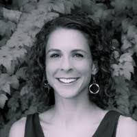 Leah Stroud's Instagram, Twitter & Facebook