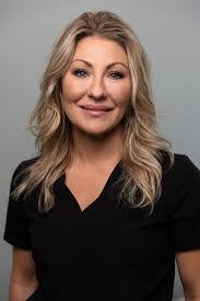 Diane Greenleaf's Instagram, Twitter & Facebook