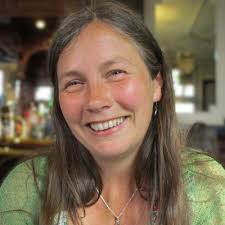 Find a humanist naming celebrant in Newton Abbot