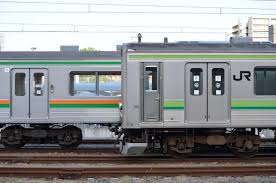 Görünümler 12 b7 yıl önce. å®‡éƒ½å®®ã«é€ƒã'ã¦ããŸæ¨ªæµœç·š205ç³» ã¨ã‚ã‚‹åœ°æ–¹ã®cå¯å°è»Š