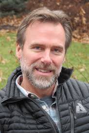 Brad Sneed's Instagram, Twitter & Facebook