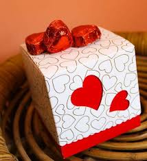 Read reviews for give back gift box. Valentine S Day Chocolate Gift Boxes For Him Her 2021