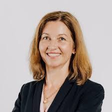 Janet Eden's Instagram, Twitter & Facebook