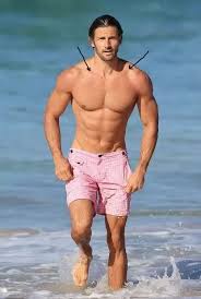 May 17, 2021 · hair helps to protect the body from uv radiation by preventing sunlight from striking the skin. What Parts Of A Male S Body Do Women Find Attractive To Stare At Quora