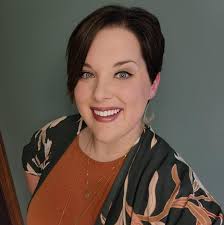 MOMENT OF SILENCE: We ask you to join us for a moment of silence in honor  and recognition of Amanda for her lifesaving gift of organ donation. "She  was a devoted wife,