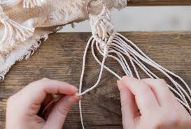 Diy Porte Cles Macrame Les Petits Boudins Le Blog Modeles De Macrame Gratuit Porte Cle Tuto Macrame