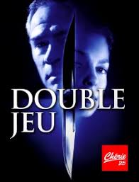 Aujourd'hui nous parlons du cercle des poètes disparus, chef d'oeuvre de peter weir avec le regretté robin williams, film qui traite de la violence psychologique sur des enfants. Le Cercle Des Poetes Disparus En Streaming Sur Cherie 25 Molotov Tv
