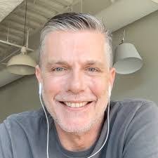 Wendy Schechter's Instagram, Twitter & Facebook