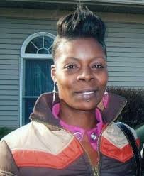 Say her name: Shawana Hall. She is a hero.