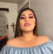 Rocio Quevedo Make Up added a new...